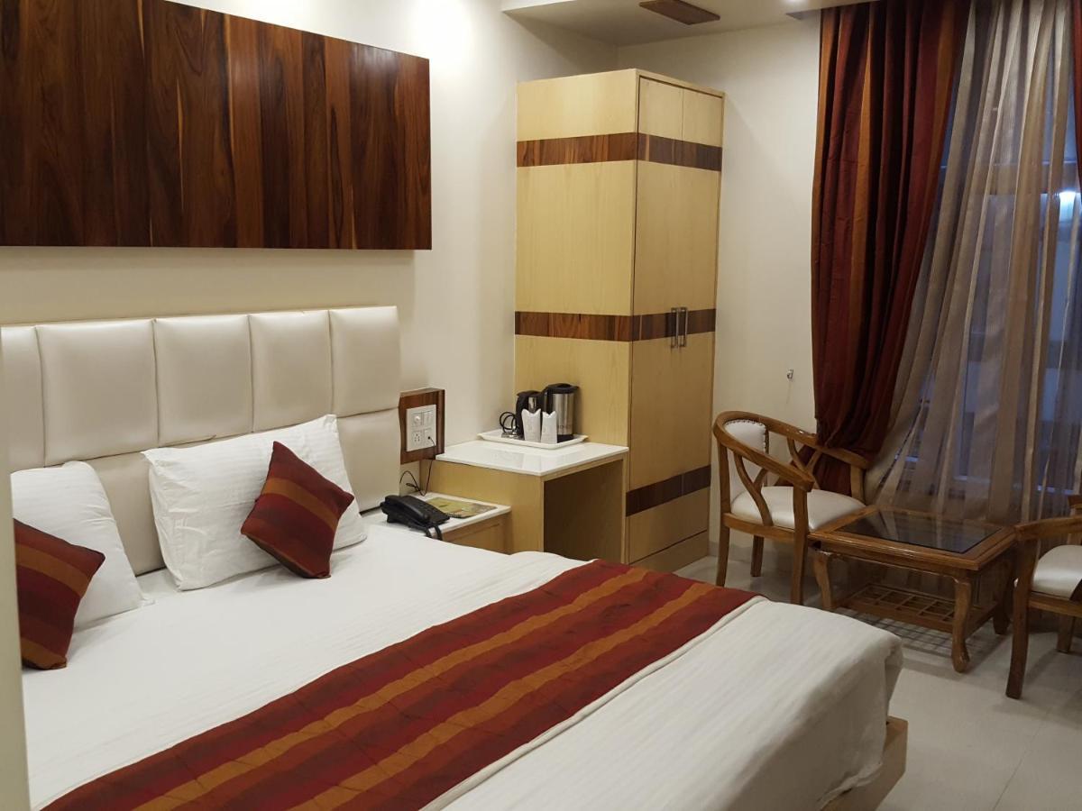 Hotel Star Shine 뉴델리 외부 사진